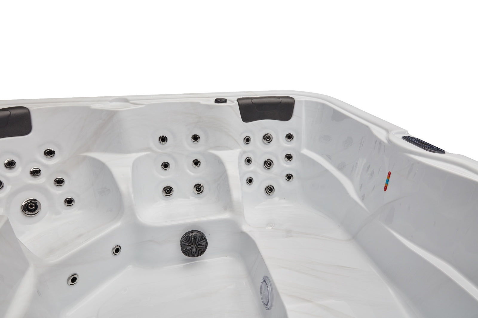 Luxury Spas Eclipse 6 Person Hot Tub