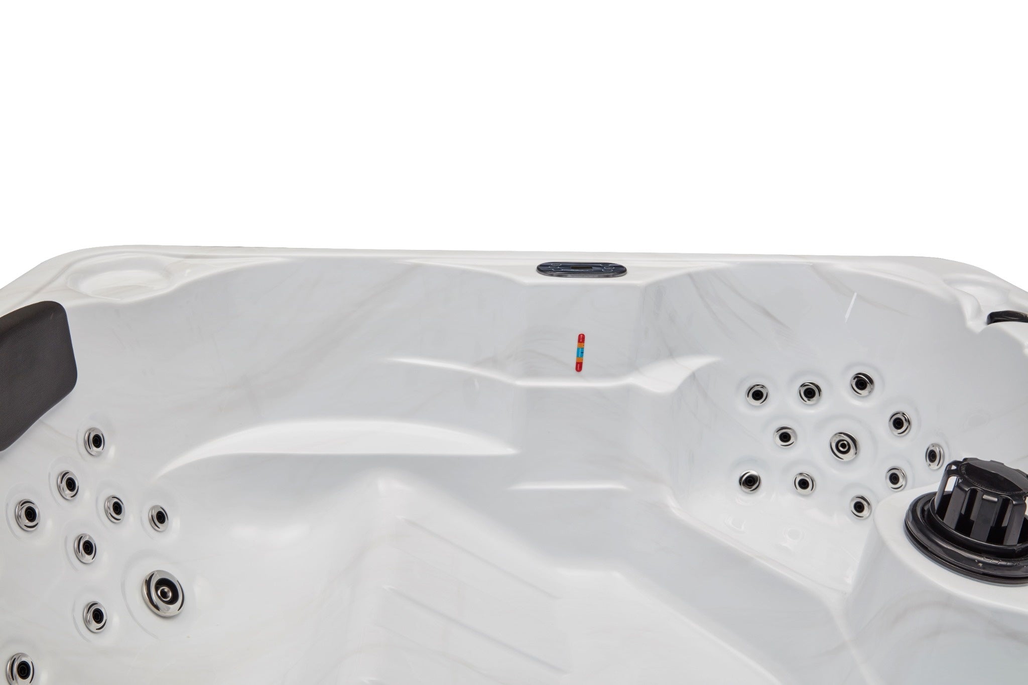Luxury Spas Regal 4-Person Hot Tub