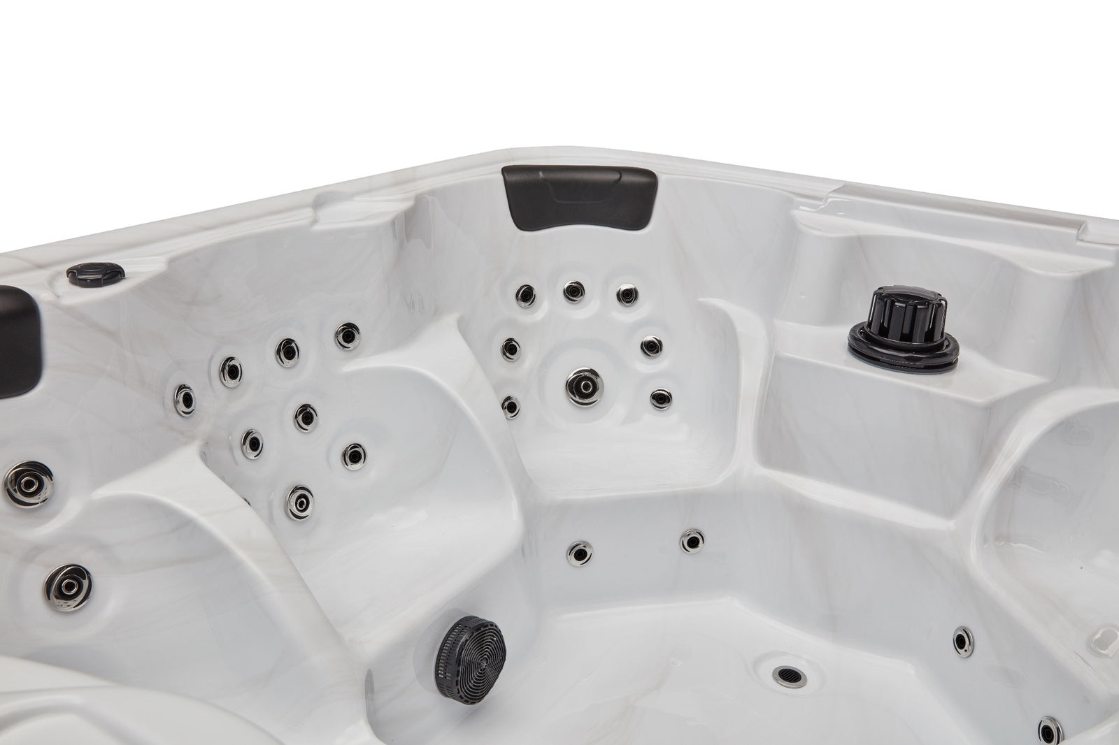 Luxury Spas Eclipse 6 Person Hot Tub