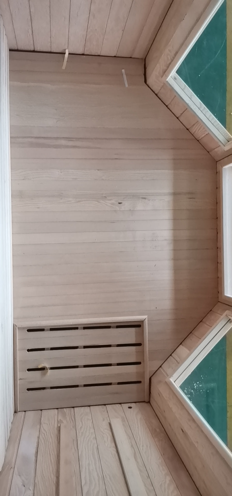 SunRay Tiburon 4-Person Indoor Tradtional Sauna