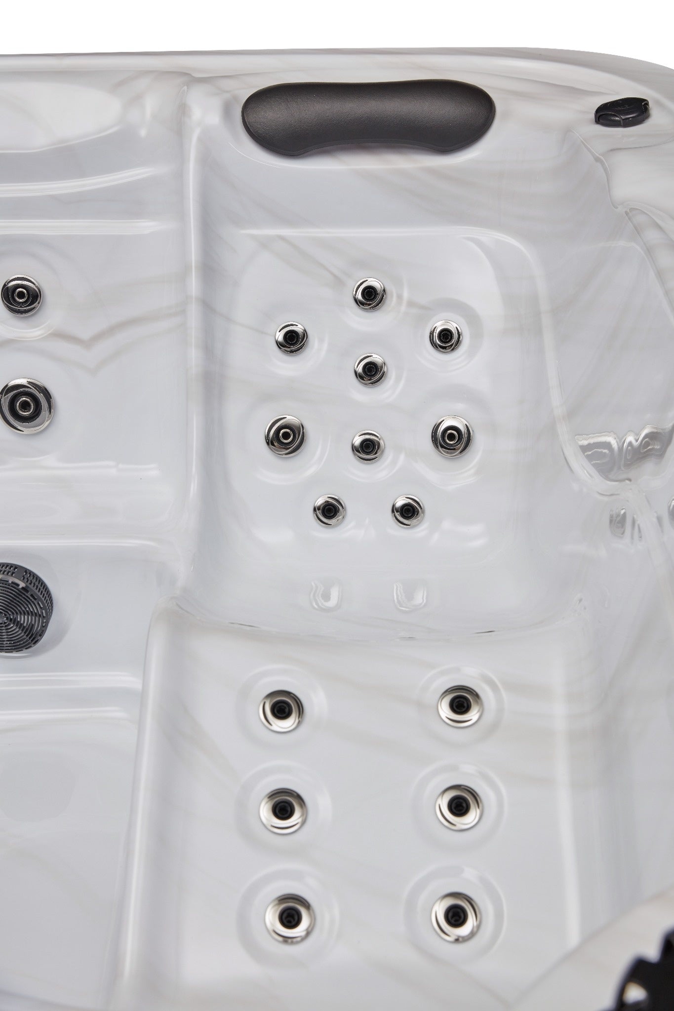 Luxury Spas Estes 5-Person Hot Tub