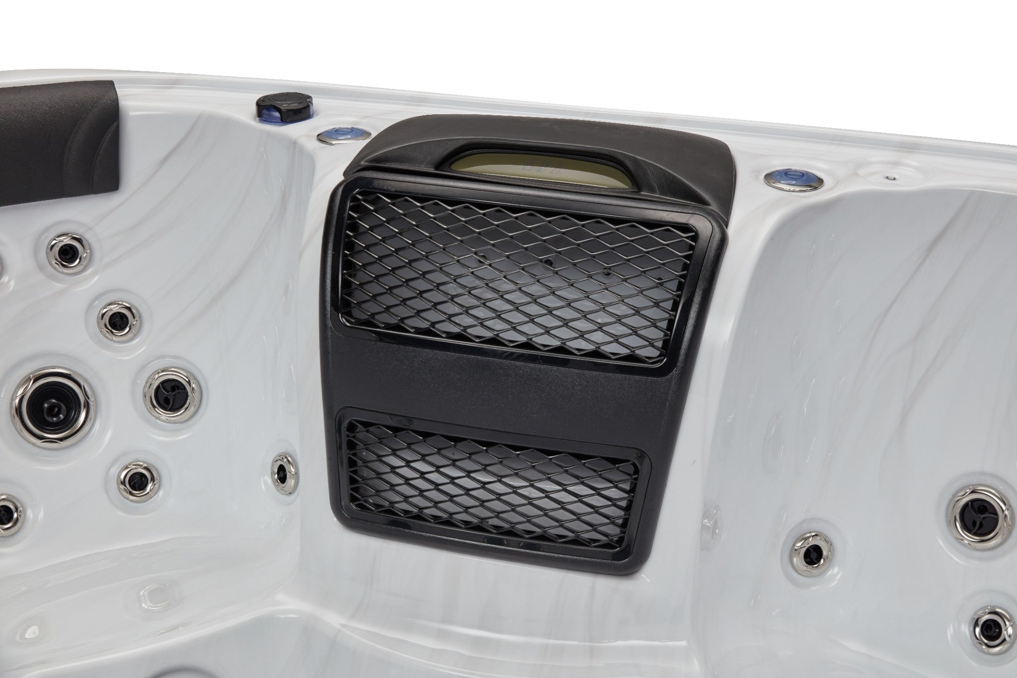 Luxury Spas Victoria 6-Person Hot Tub