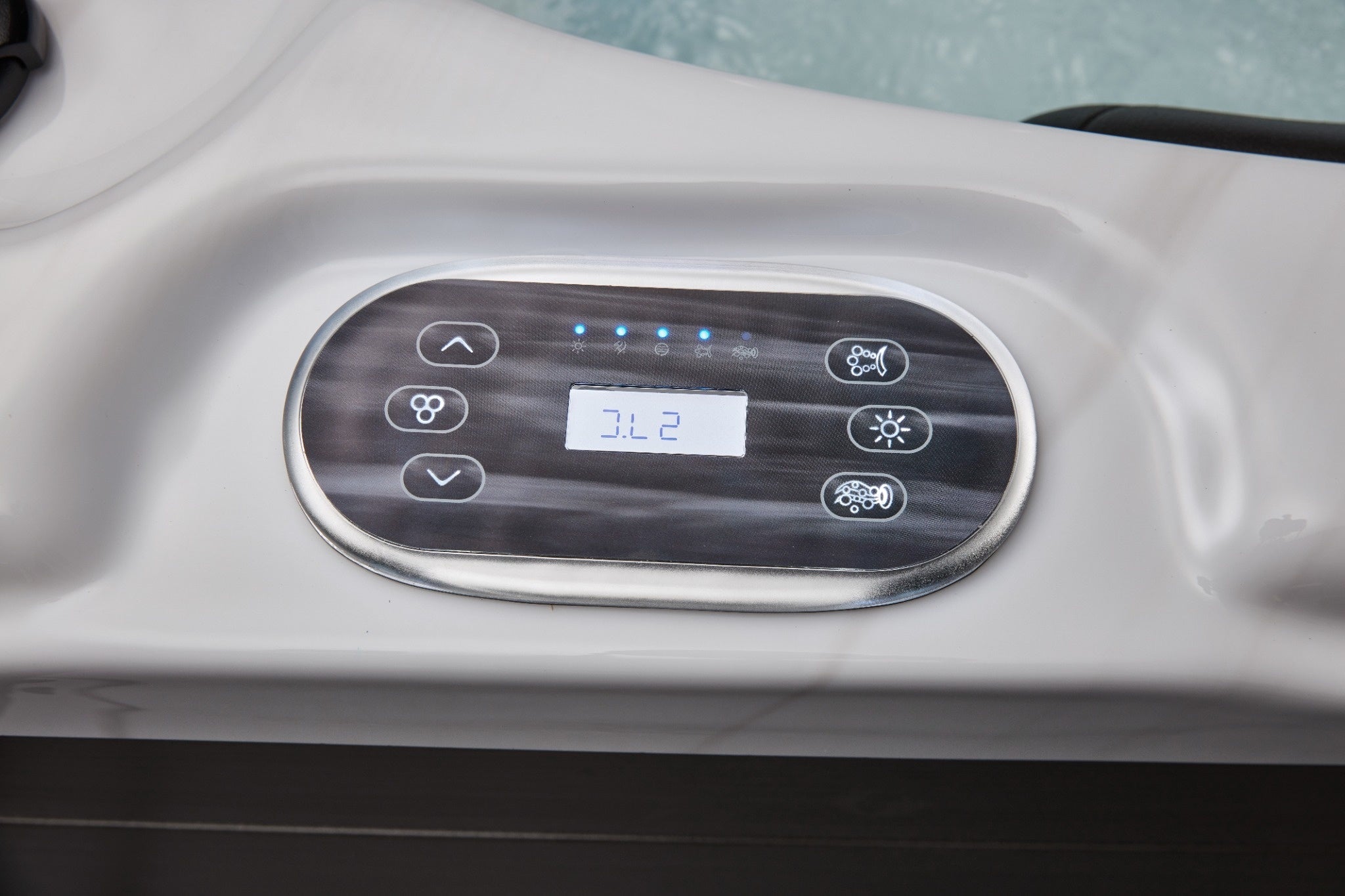 Luxury Spas Cashmere 2-Person Hot Tub