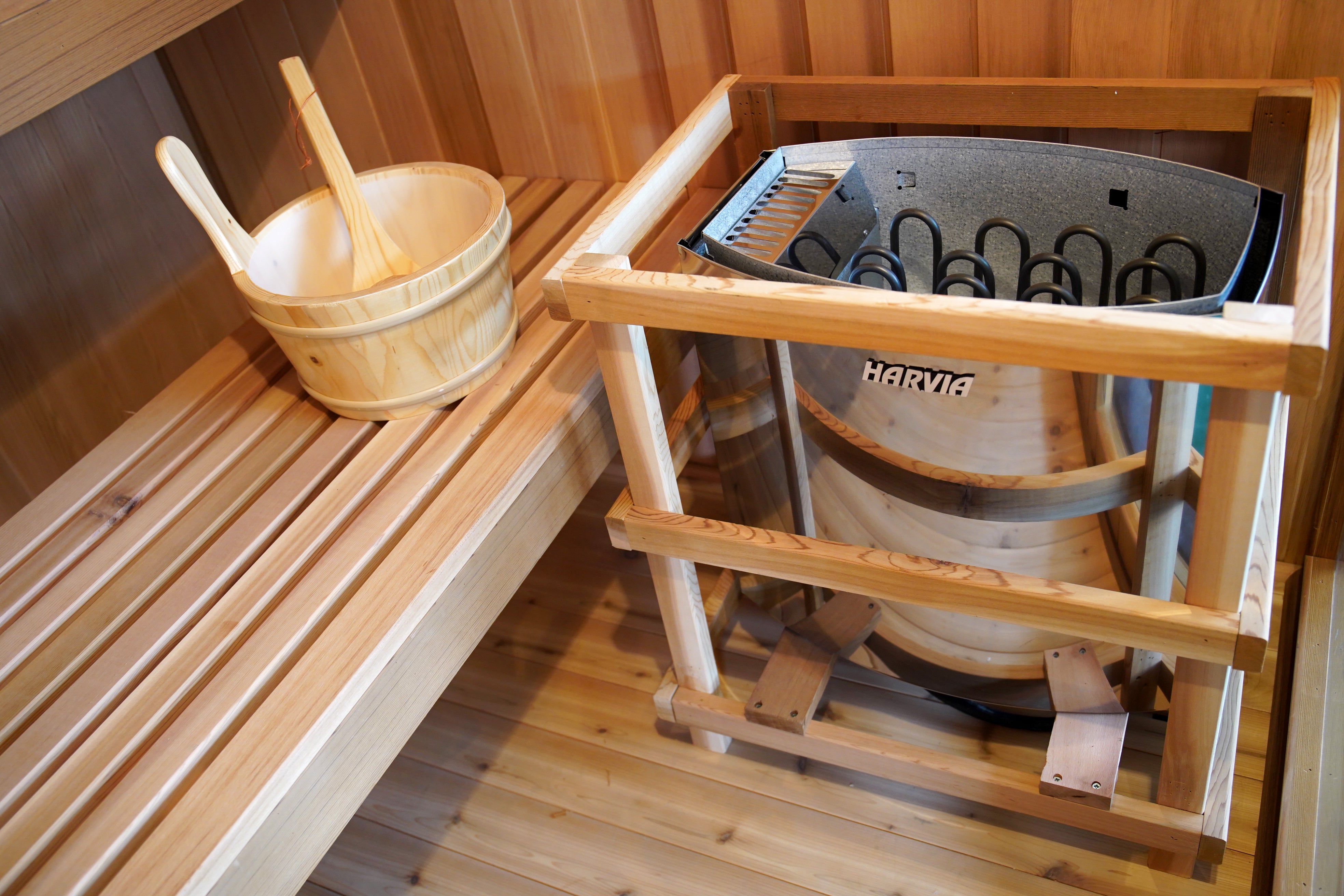 SunRay Charleston 4-Person Indoor Traditional Sauna