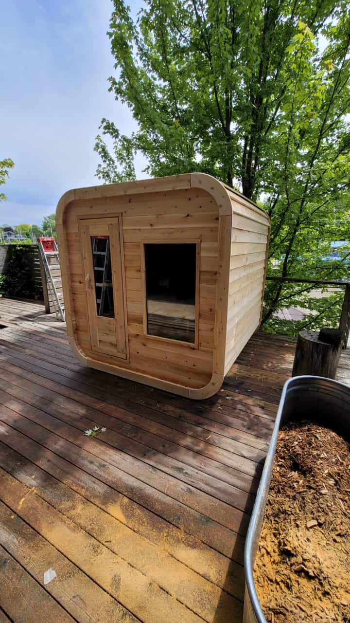 LeisureCraft Canadian Timber Luna CTC22LU