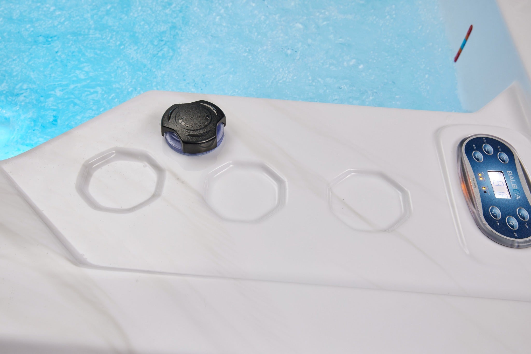 Luxury Spas Galley 5-Person Hot Tub
