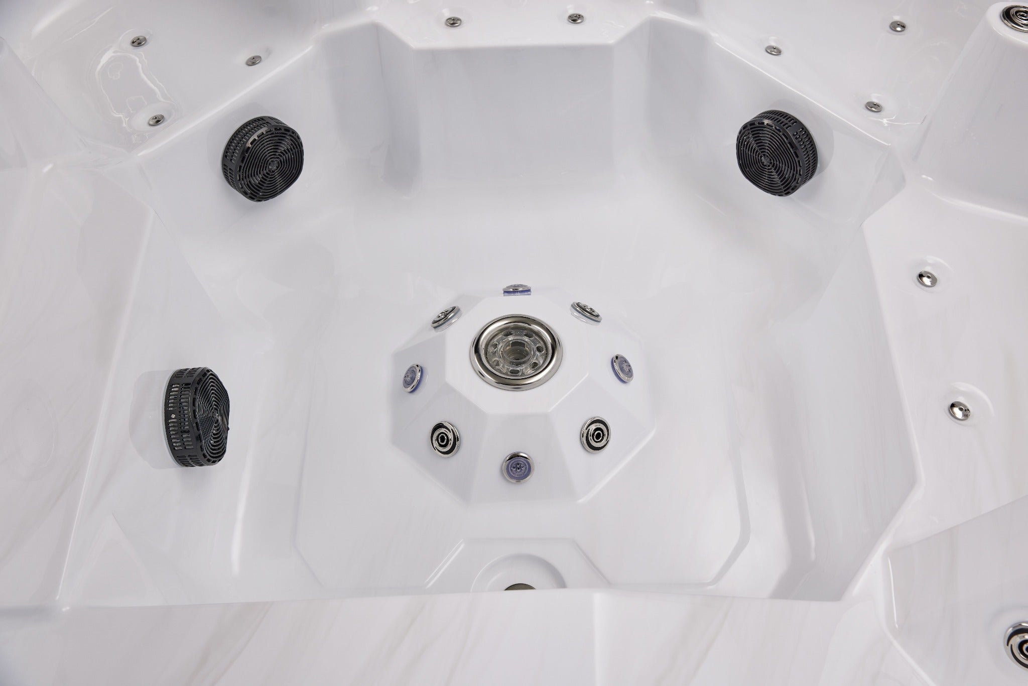 Luxury Spas Galley 5-Person Hot Tub