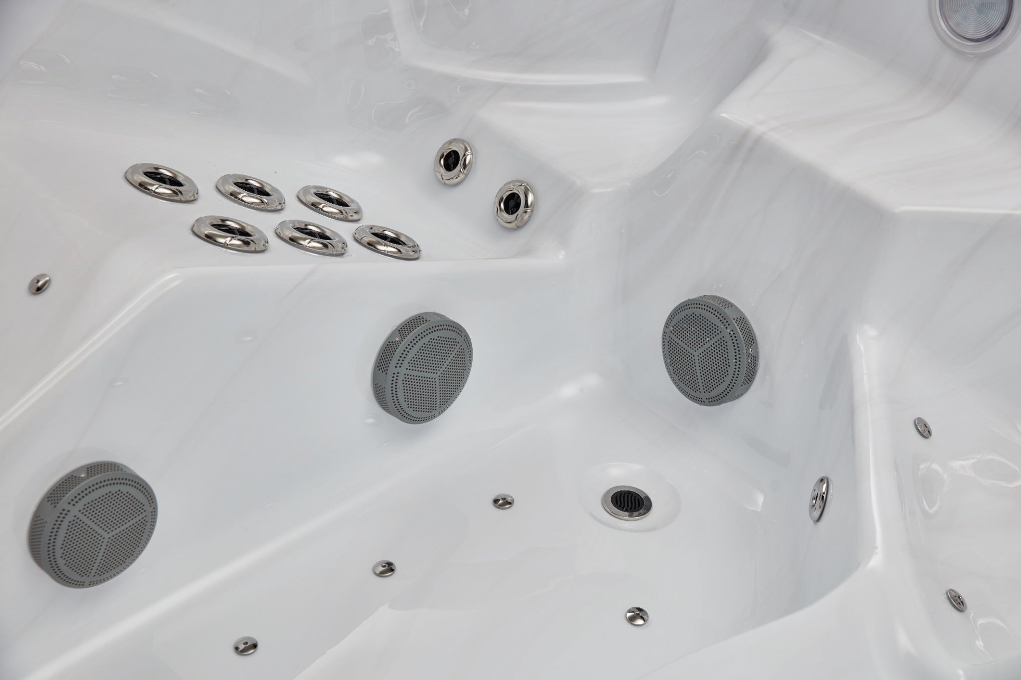 Luxruy Spas Danika 5-Person Hot Tub