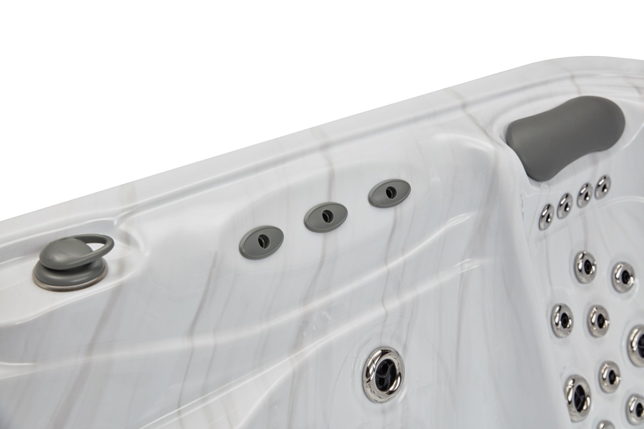 Luxury Spas Infinity 5-Person Hot Tub